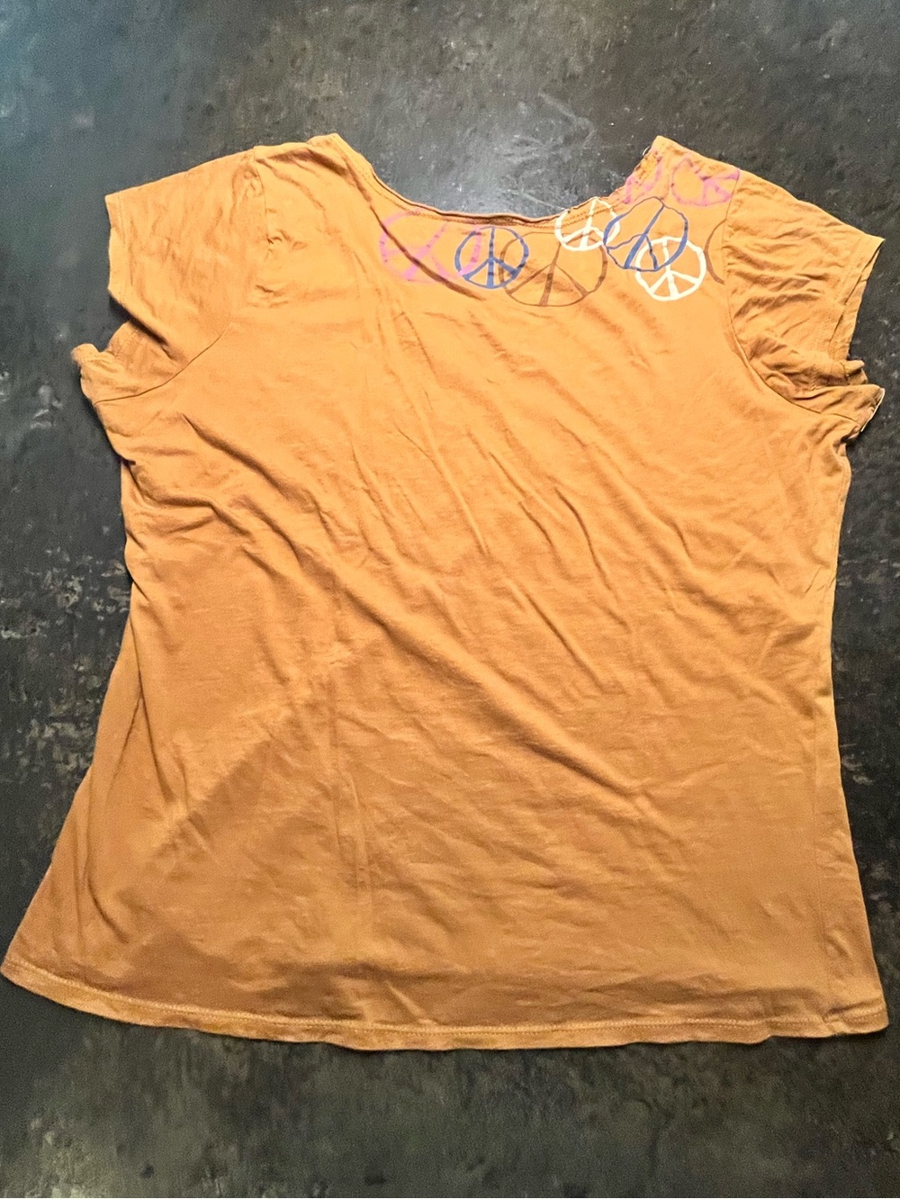 Trixie Large Peace Sign T shirt, L - Picture 4 of 7